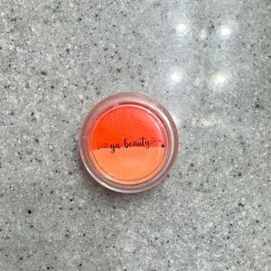 GA Beauty Yellow and Green Eyeshadow/eyeliner Duo